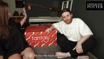 Το διεστραμμένο ερασιτεχνικό ζευγάρι πήρε μαζί του την κούκλα του σεξ με το μεγάλο στήθος στο ταξίδι Thumb